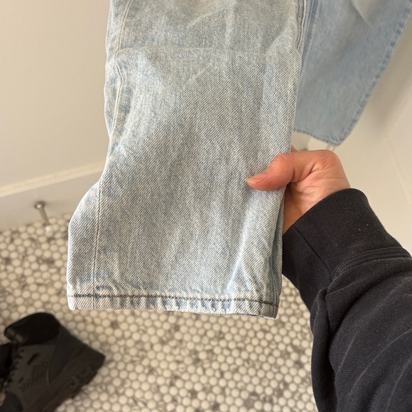 American Eagle Light Blue Strigid Mom Jeans Size 4 Short - Picture 5 of 11